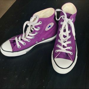 Beautiful Converse All Star Hi Shoes in Purple✨